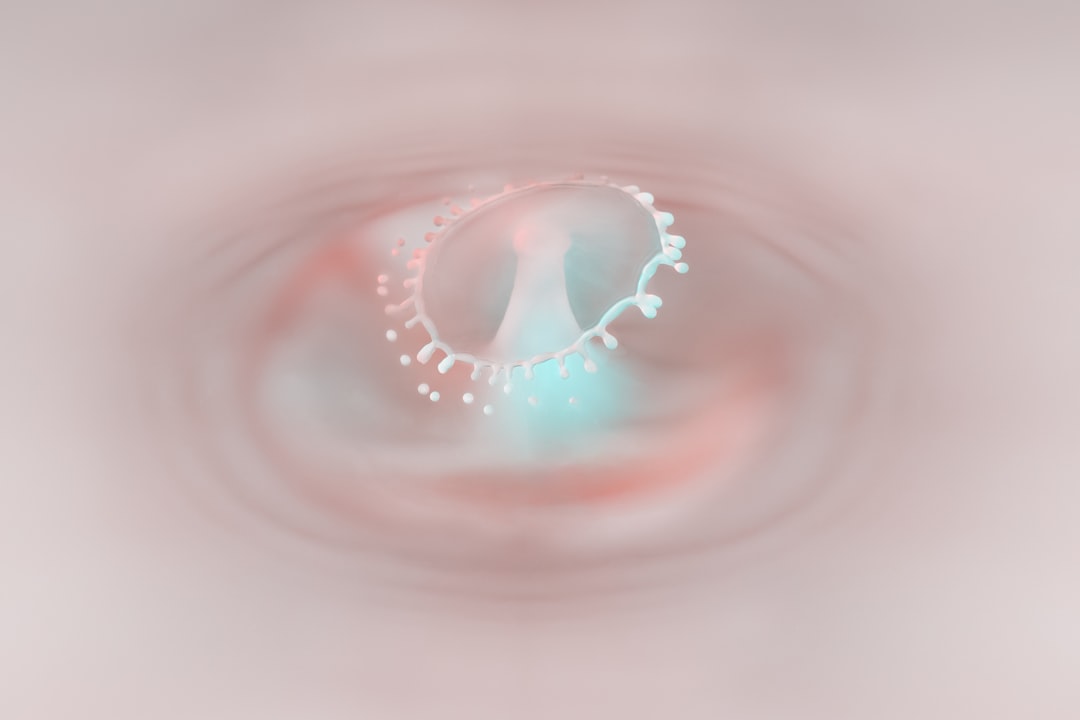 The Link Between Contact Lens Wear and Dry Eye Symptoms